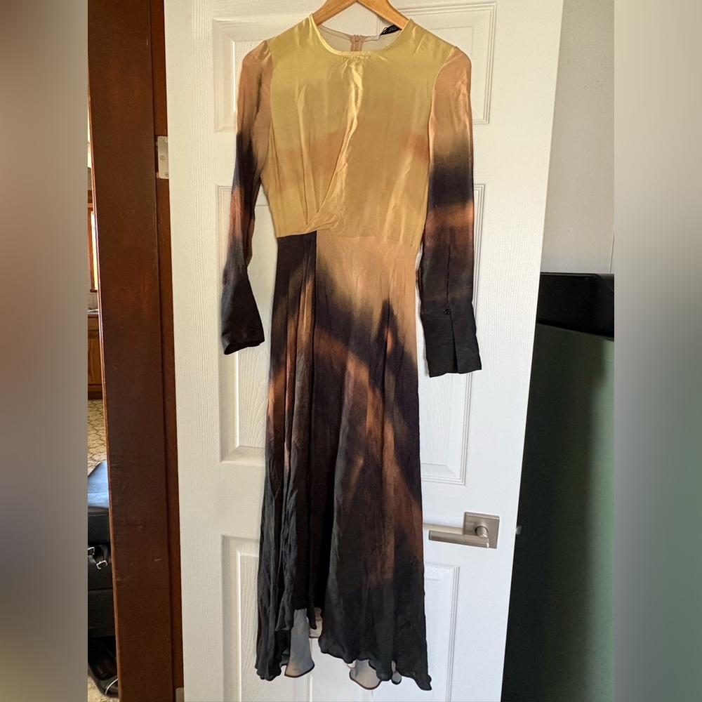 NWT-Zara Long Sleeve Ombre Midi Dress in Yellow and Black